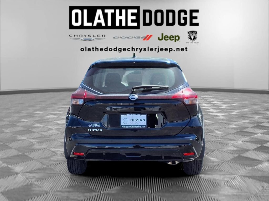 Used 2025 Nissan Kicks Play S FWD image 27