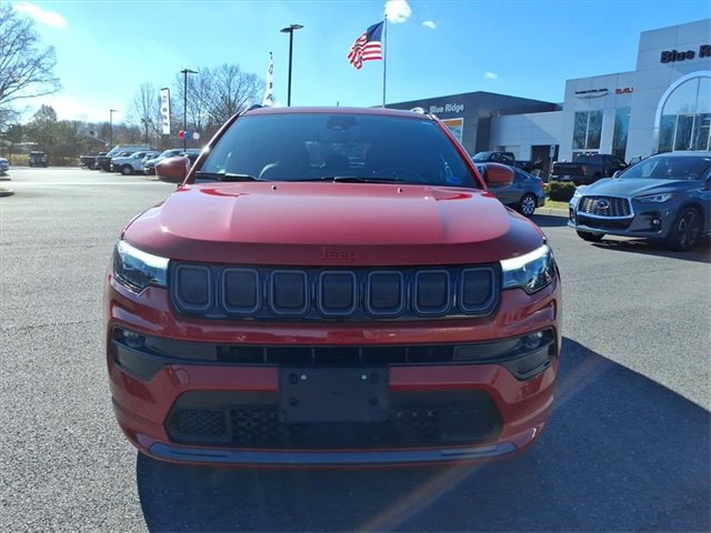 Used 2022 Jeep Compass Limited w/ (RED) Package image 10