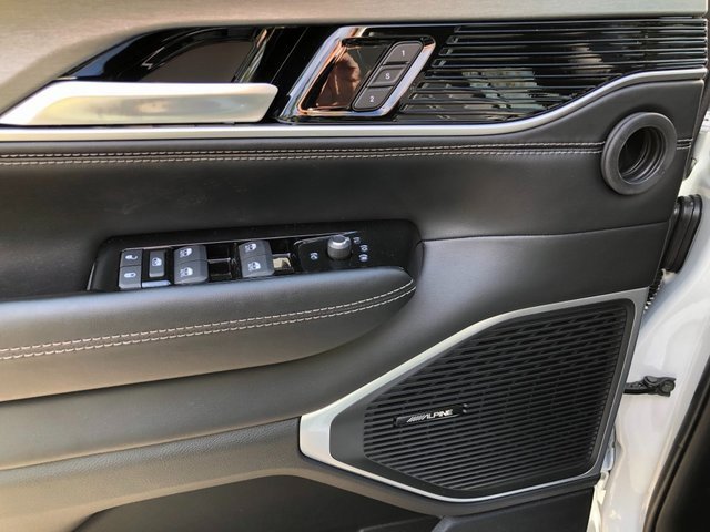 New 2025 Jeep Wagoneer Series II w/ Convenience Group I image 6