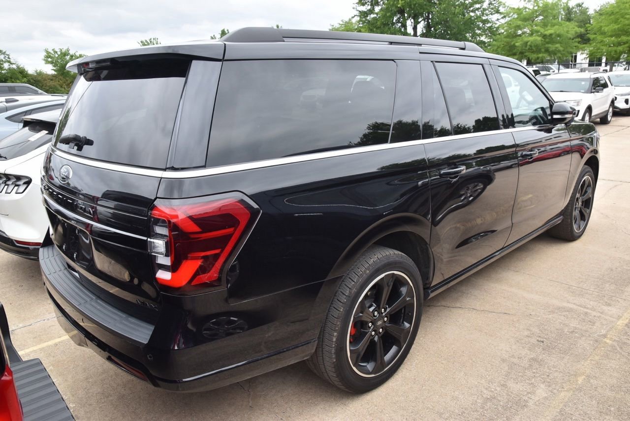 Certified 2024 Ford Expedition Max Limited AWD/4WD image 6