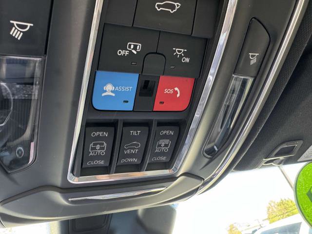 Used 2022 Jeep Grand Cherokee Limited 4xe image 19