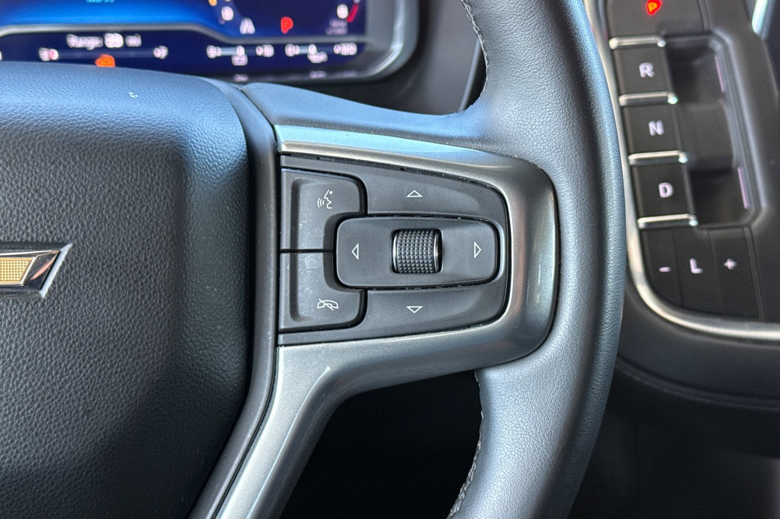 Used 2023 Chevrolet Tahoe LT image 33