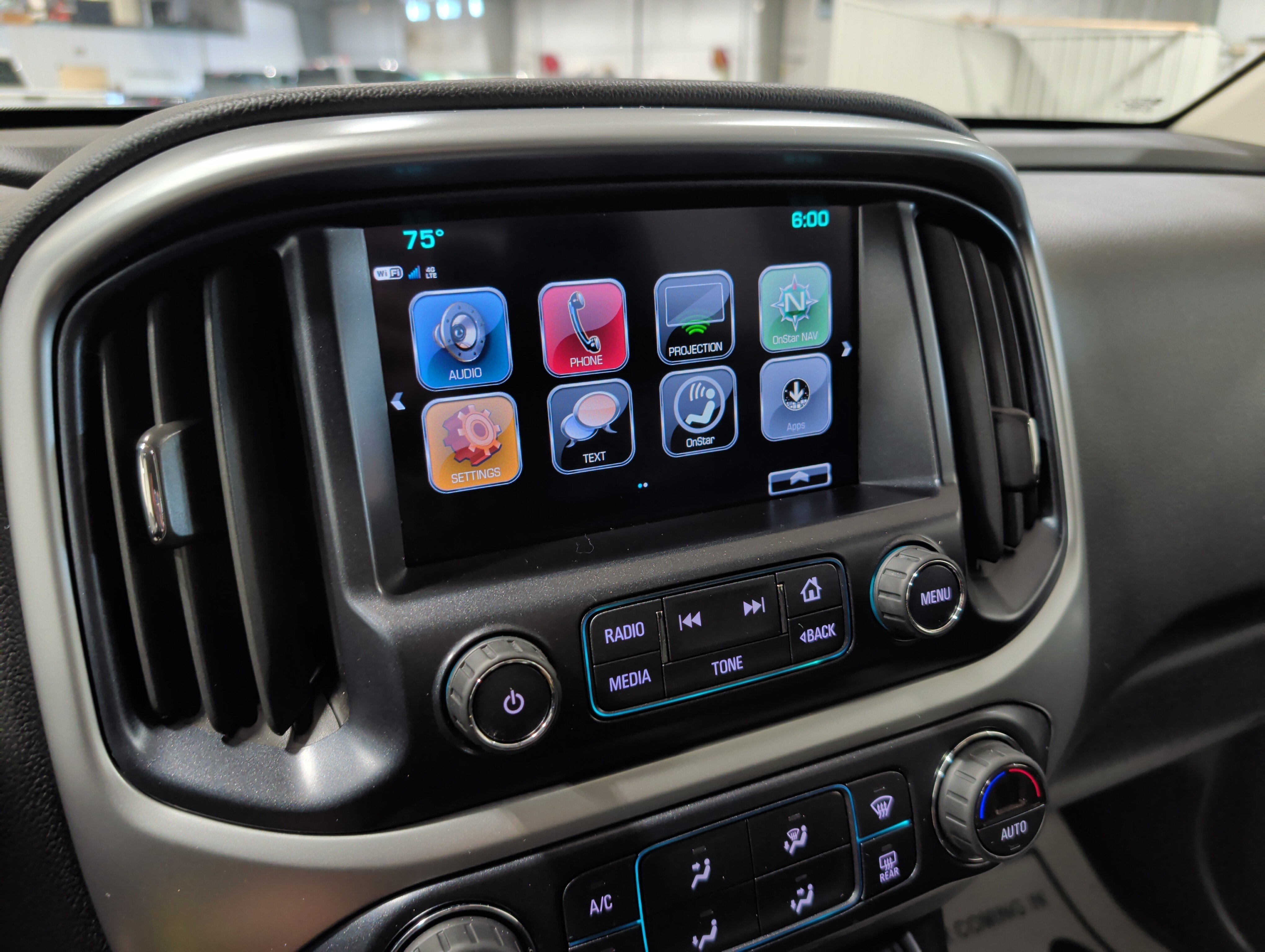 Used 2017 Chevrolet Colorado ZR2 AWD/4WD image 19