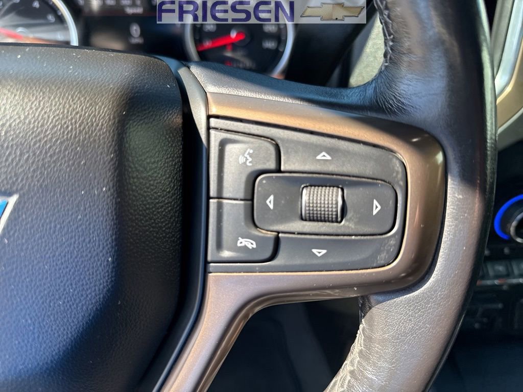 Used 2021 Chevrolet Silverado 1500 High Country w/ Technology Package image 17