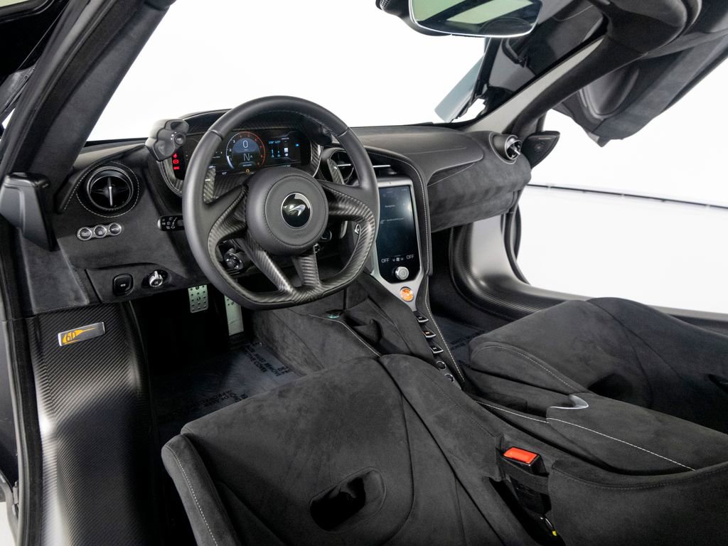Used 2025 McLaren 750S RWD image 15