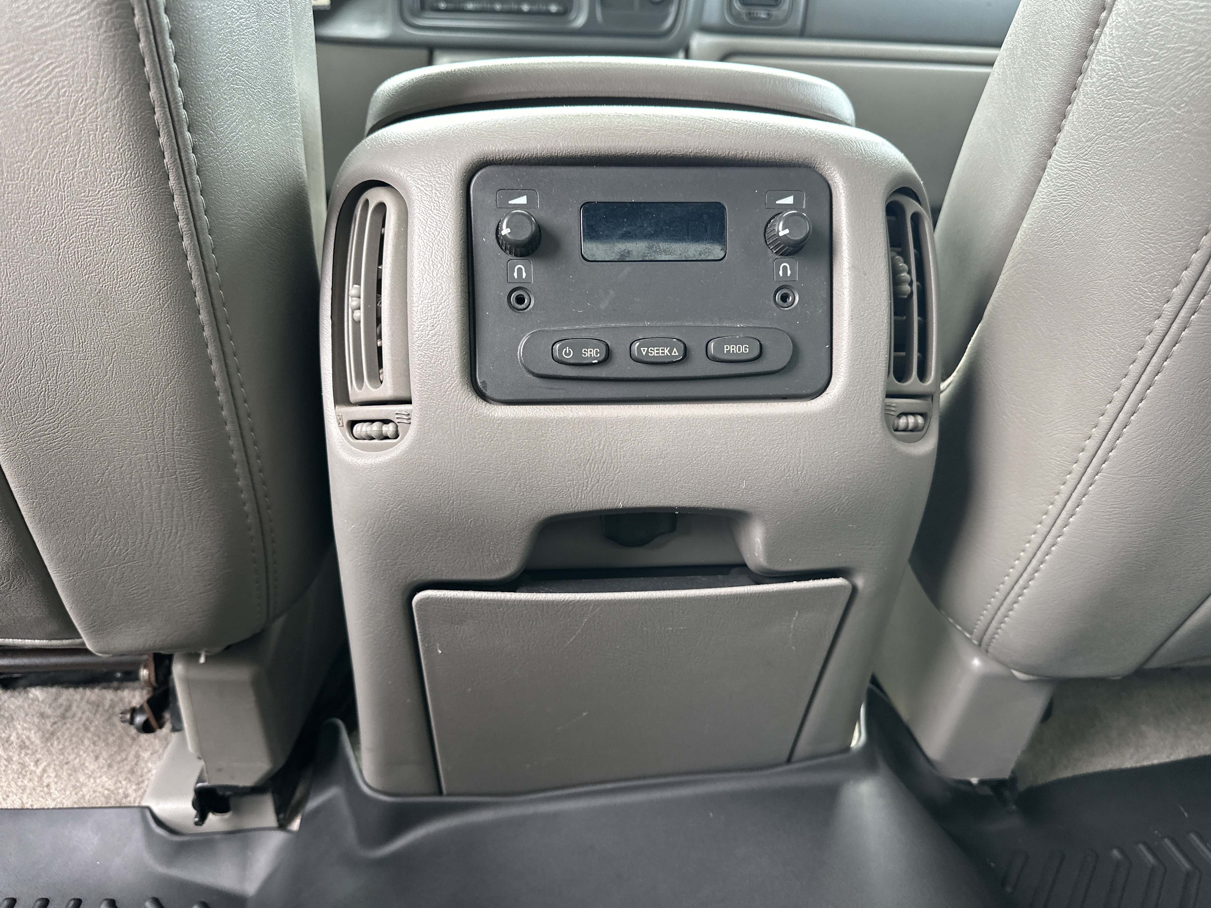 Used 2005 Chevrolet Avalanche Z66 w/ Sun And Sound Package RWD image 22