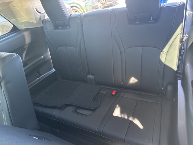 New 2026 INFINITI QX60 Luxe image 9