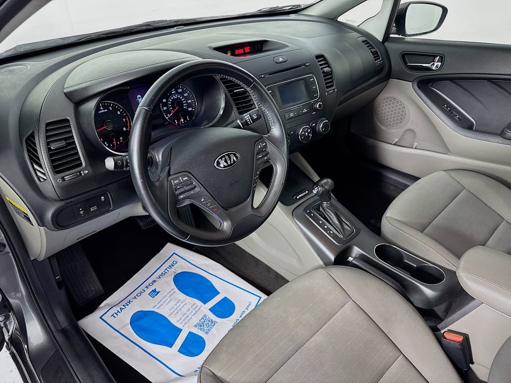 Used 2016 Kia Forte EX image 10