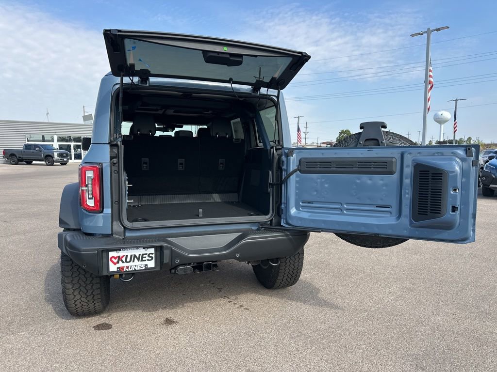 New 2025 Ford Bronco Badlands image 16