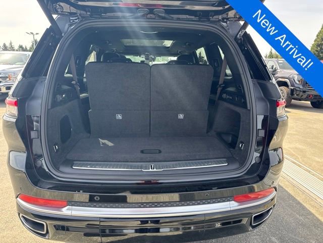 Used 2021 Jeep Grand Cherokee L Summit w/ Advanced Protech Group IV AWD/4WD image 6