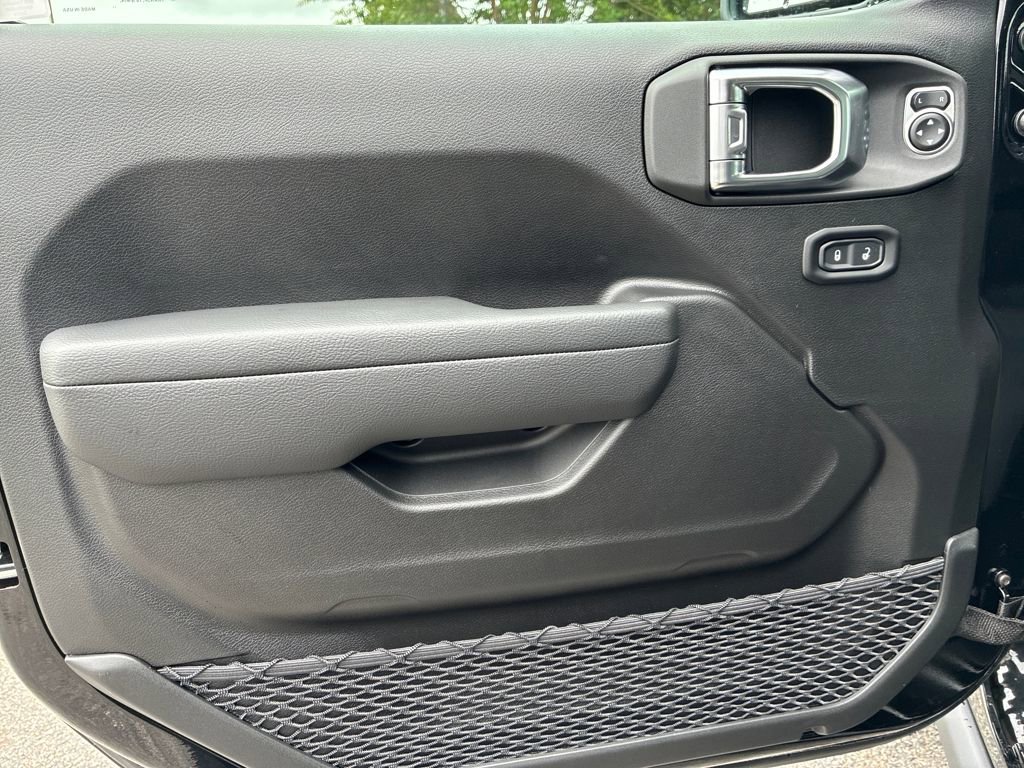 New 2025 Jeep Wrangler Unlimited Rubicon image 10