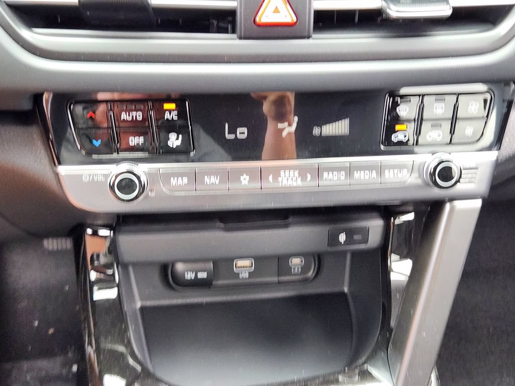 New 2026 Kia Seltos SX AWD/4WD image 13