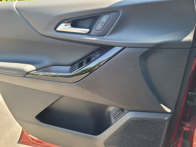 Used 2025 Chevrolet Equinox LT w/ Convenience Package II FWD image 14
