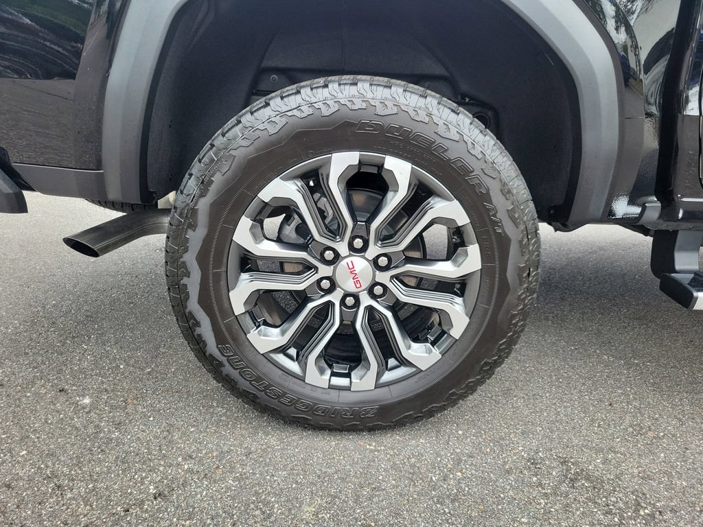 Used 2026 GMC Canyon Denali AWD/4WD image 5