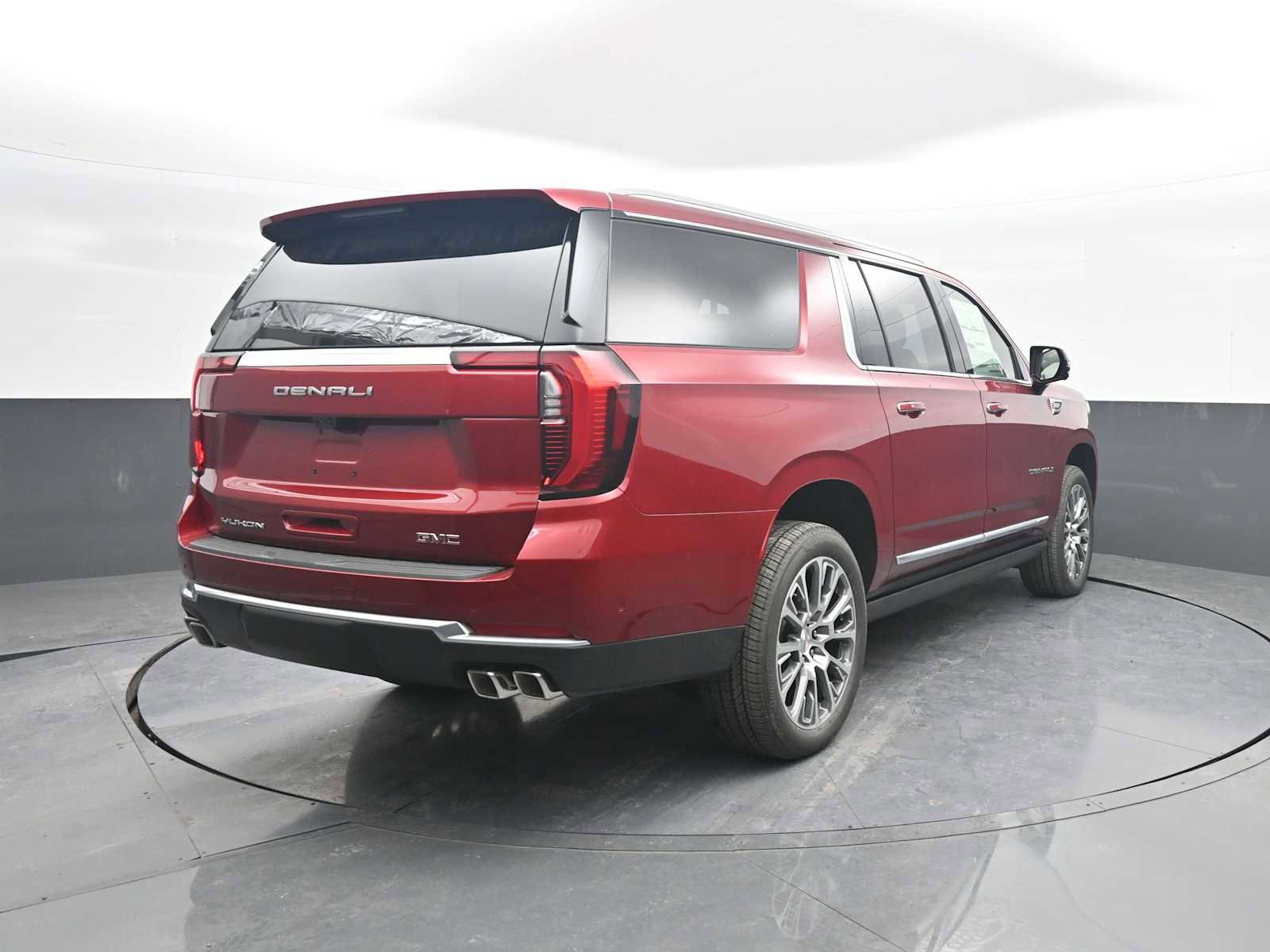New 2026 GMC Yukon XL Denali image 6