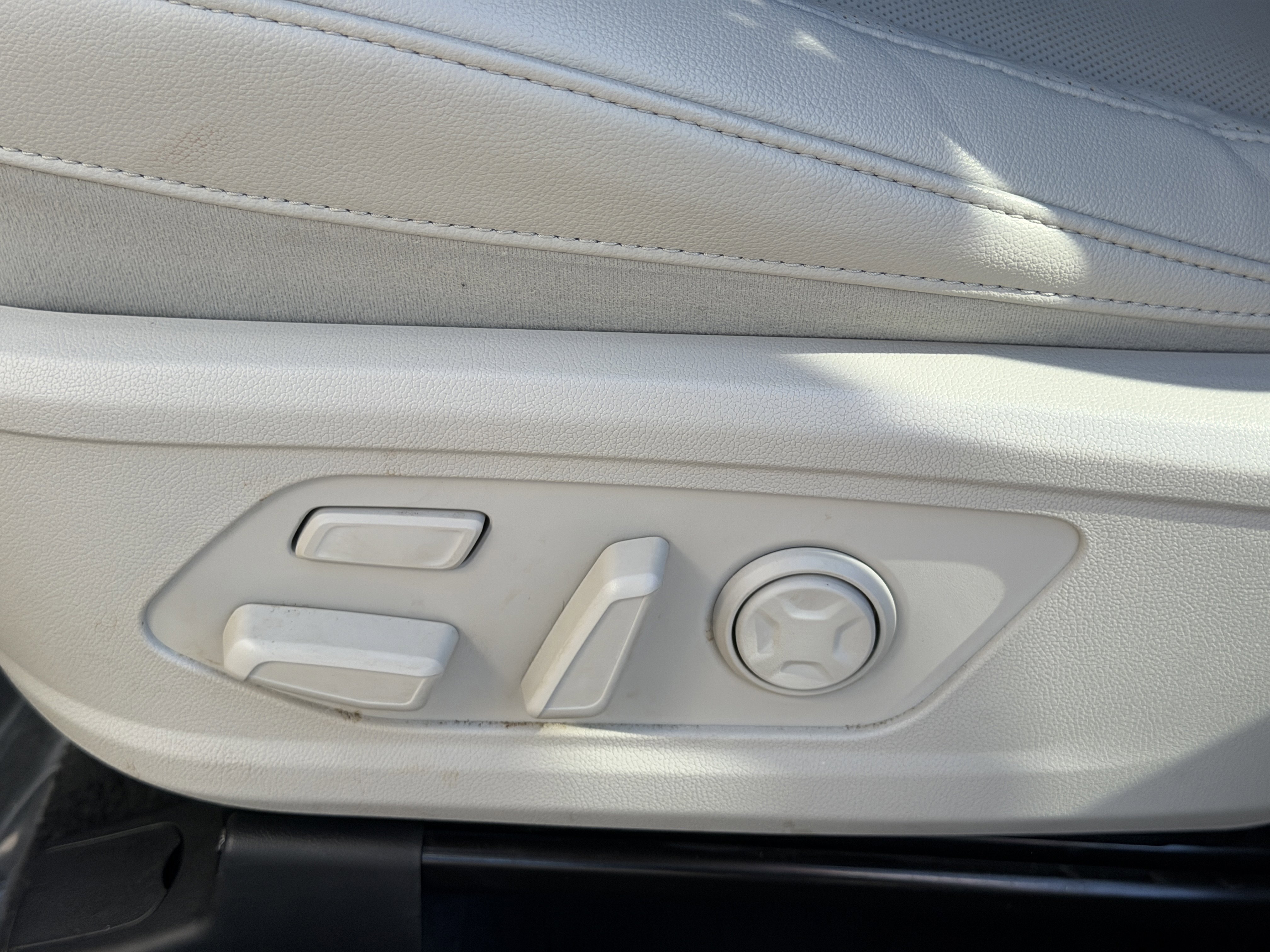 Used 2022 Kia Sorento SX image 20