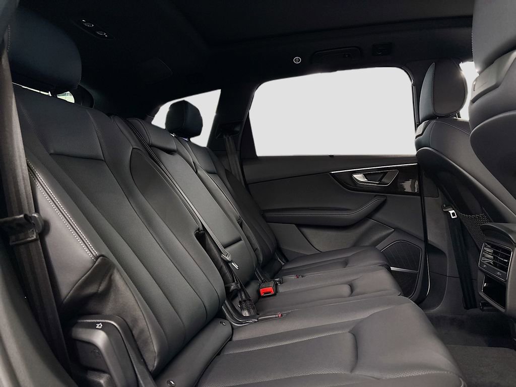 New 2025 Audi Q7 3.0T Premium Plus image 16