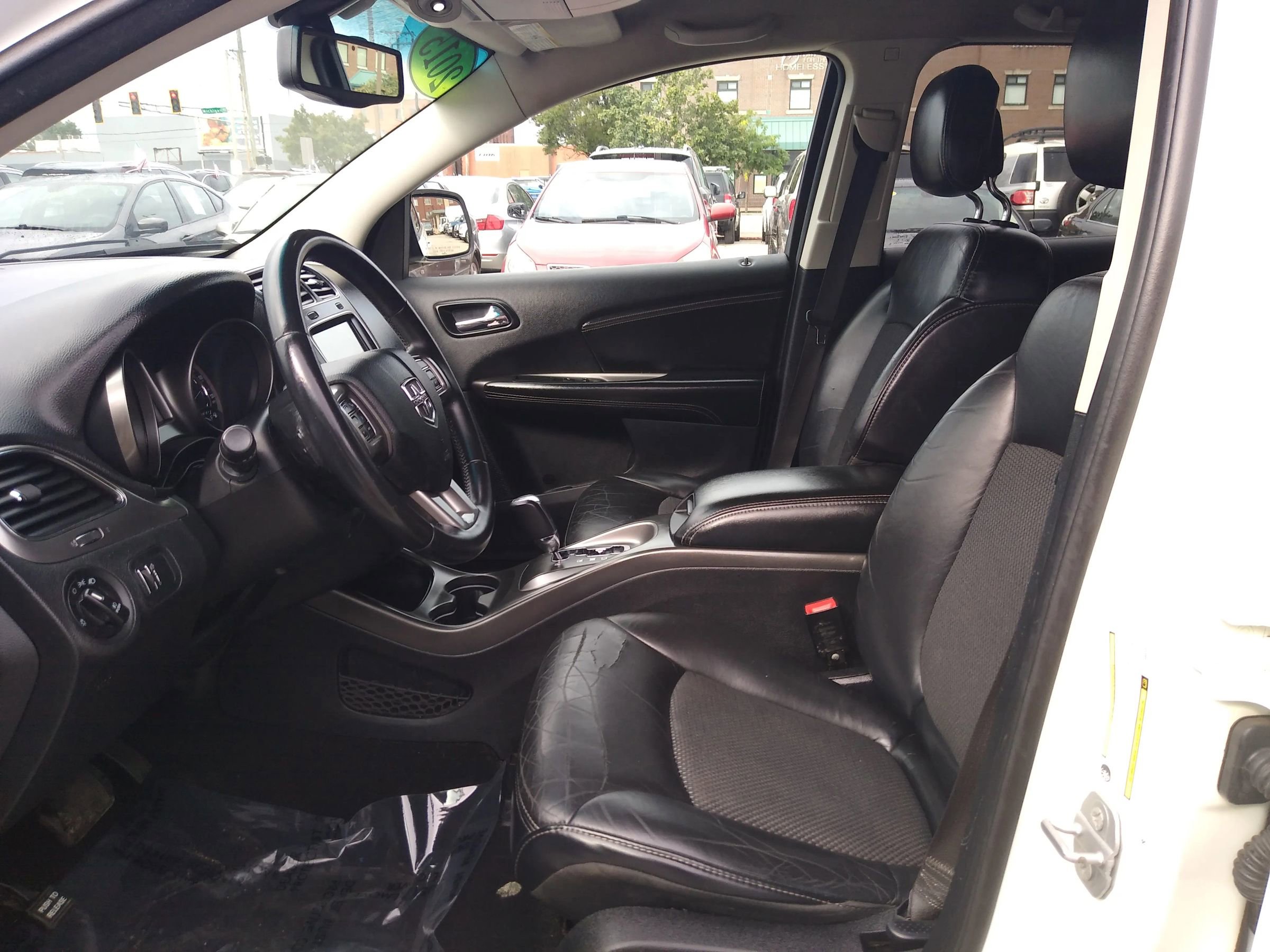 Used 2015 Dodge Journey Crossroad w/ Flexible Seating Group image 14