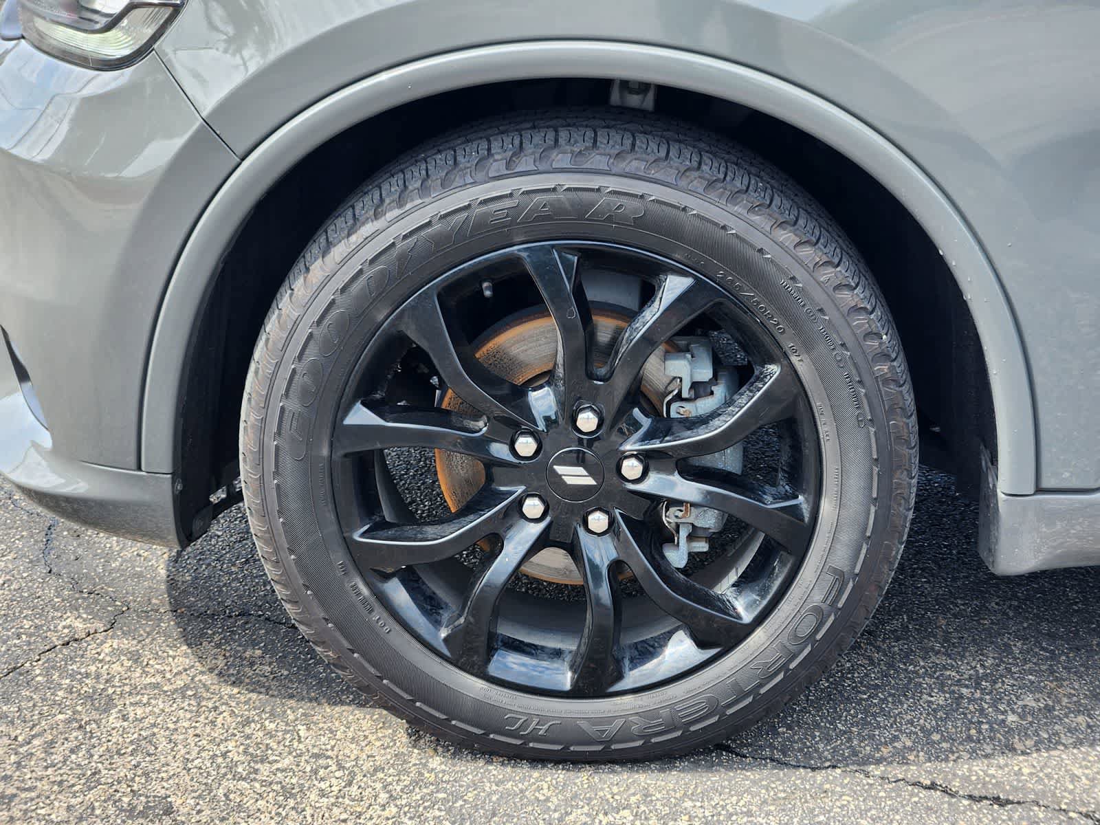 Used 2020 Dodge Durango GT w/ Blacktop Package RWD image 9