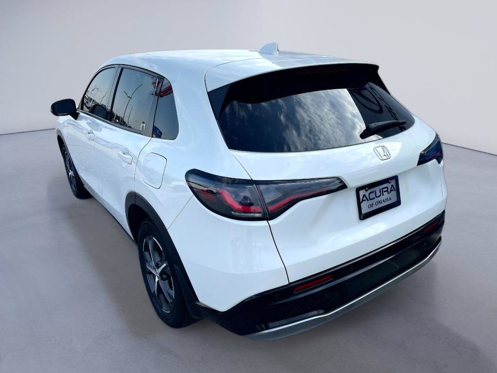 Used 2023 Honda HR-V EX-L image 2