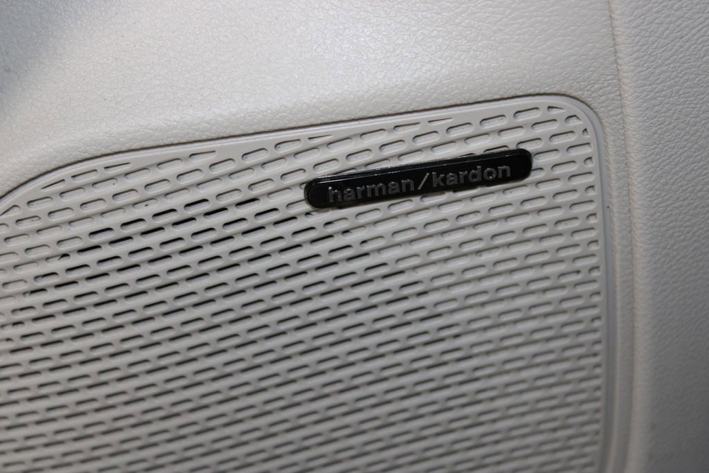 Used 2022 Chrysler Pacifica Limited image 38