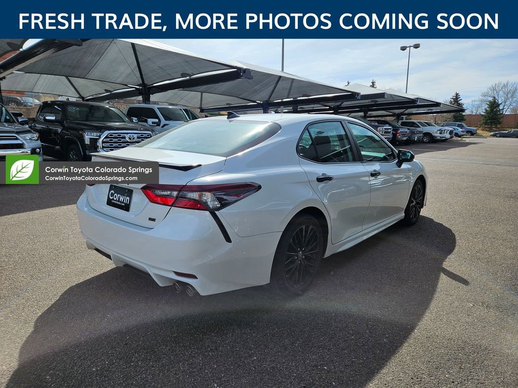 Used 2022 Toyota Camry SE w/ Carpet Mat Package (TMS) image 8