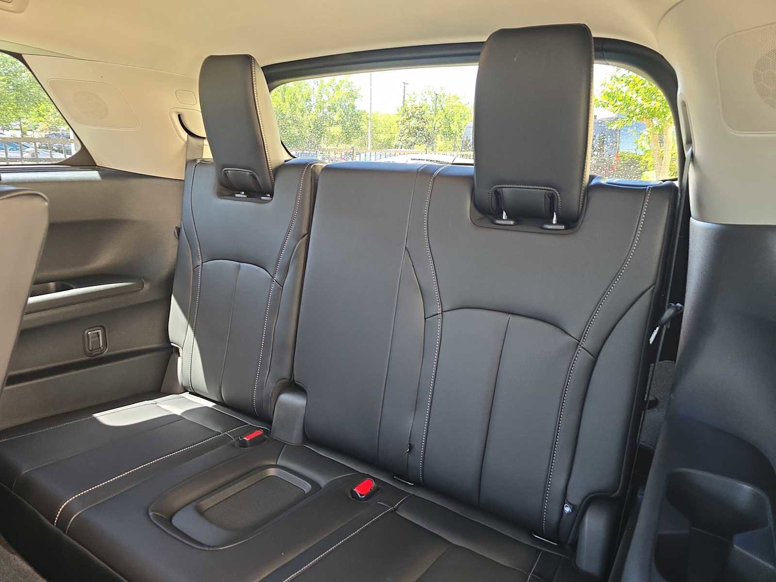 Used 2024 INFINITI QX60 Pure FWD image 25