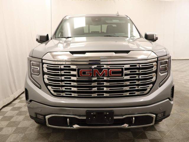 Used 2024 GMC Sierra 1500 Denali w/ Denali Reserve Package AWD/4WD image 2