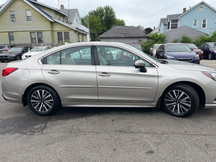 Used 2018 Subaru Legacy 2.5i Premium AWD/4WD image 4