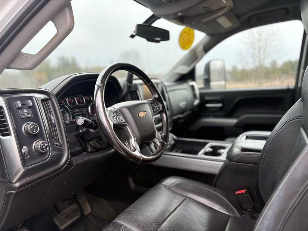 Used 2015 Chevrolet Silverado 2500 LTZ AWD/4WD image 11