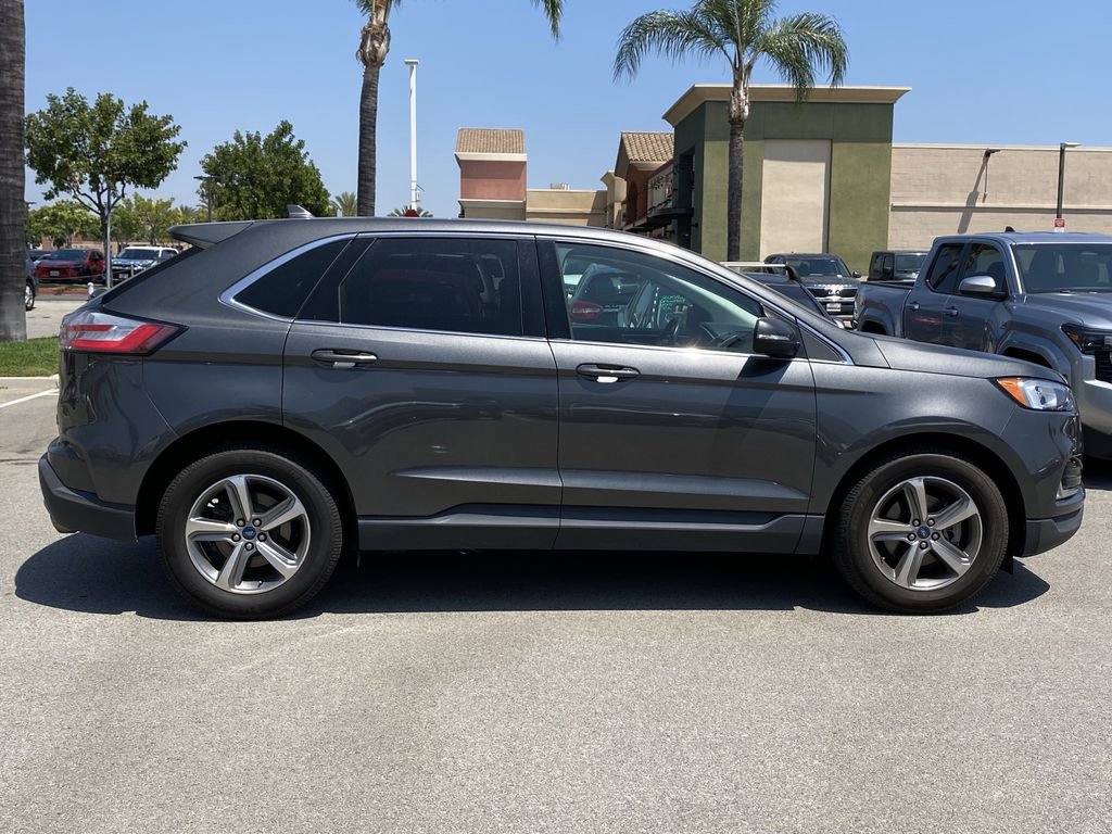 Used 2020 Ford Edge SEL w/ Convenience Package FWD image 4