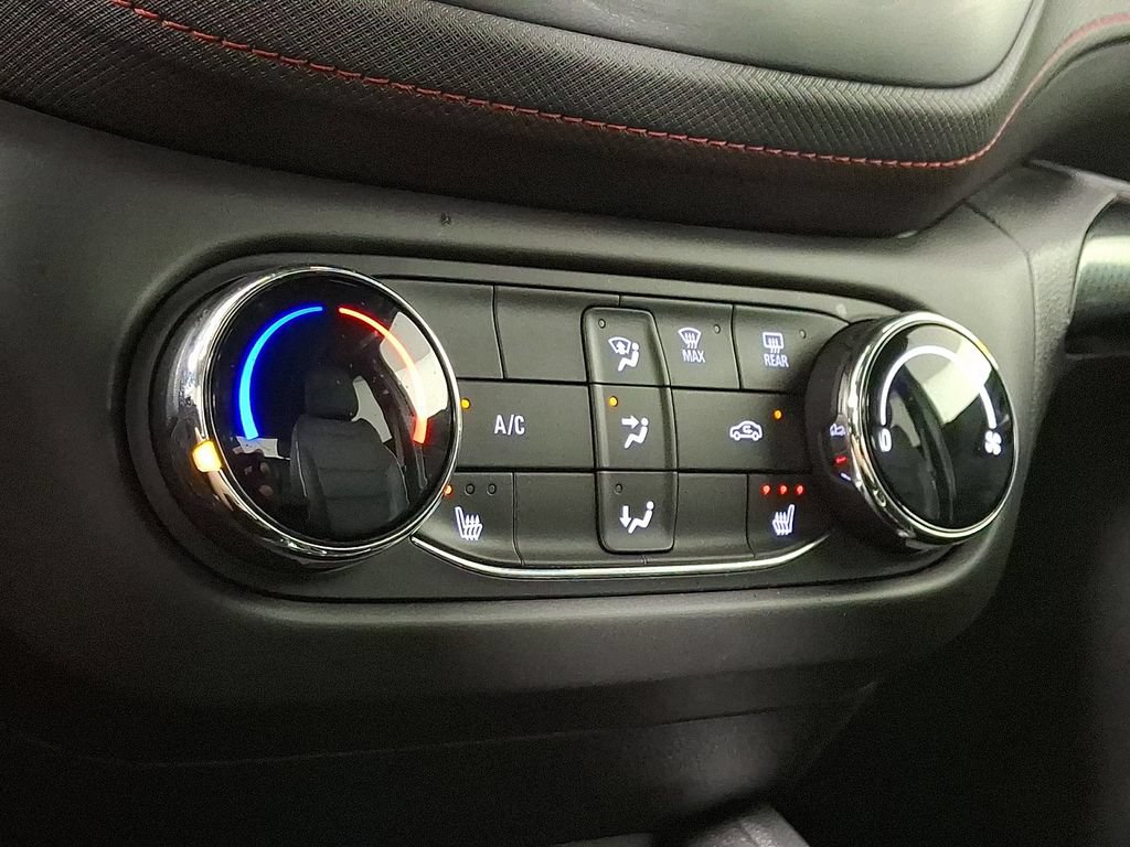 Used 2022 Chevrolet TrailBlazer RS AWD/4WD image 17