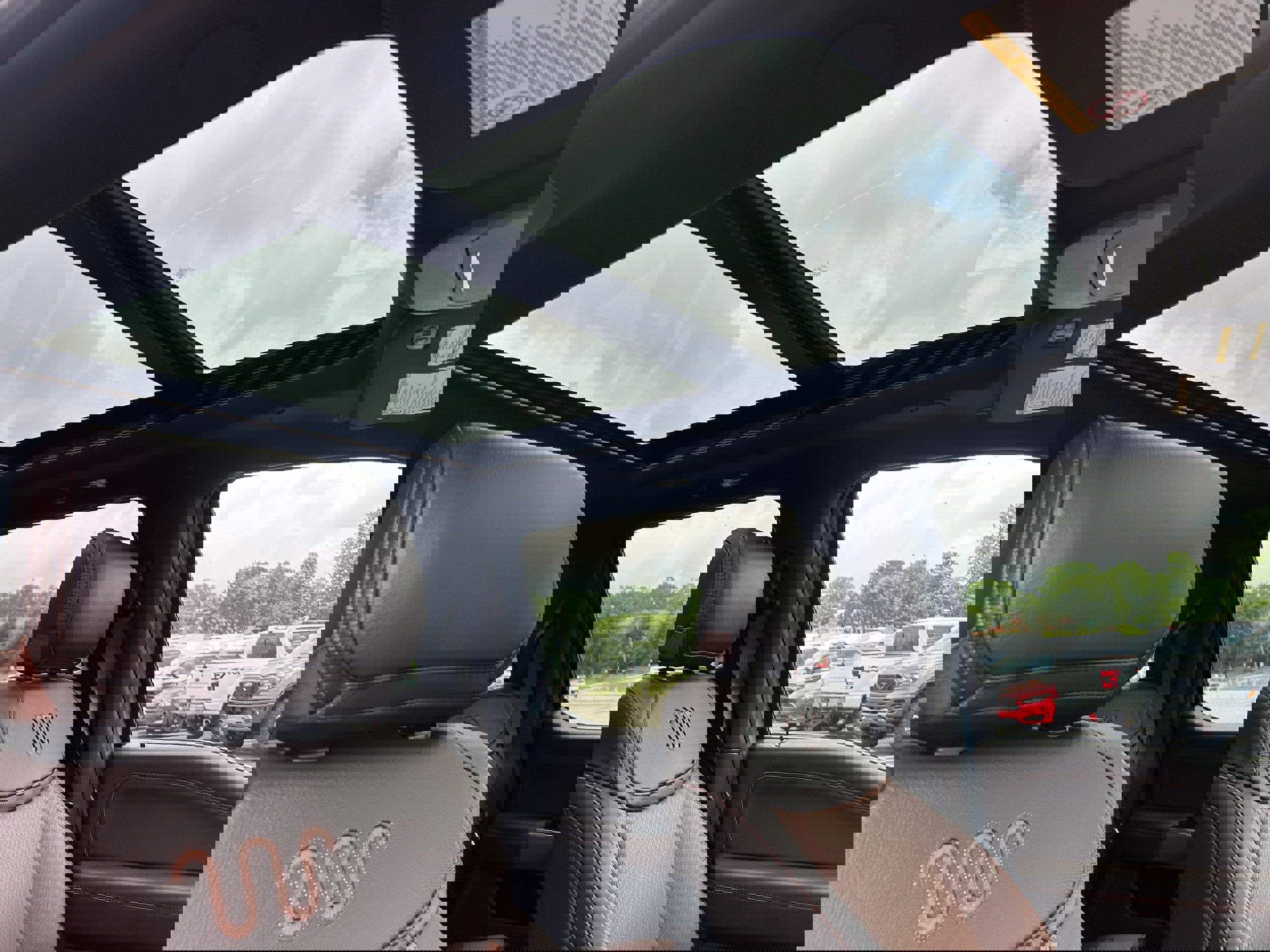 New 2025 Ford F250 King Ranch w/ Tremor Off-Road Package image 47