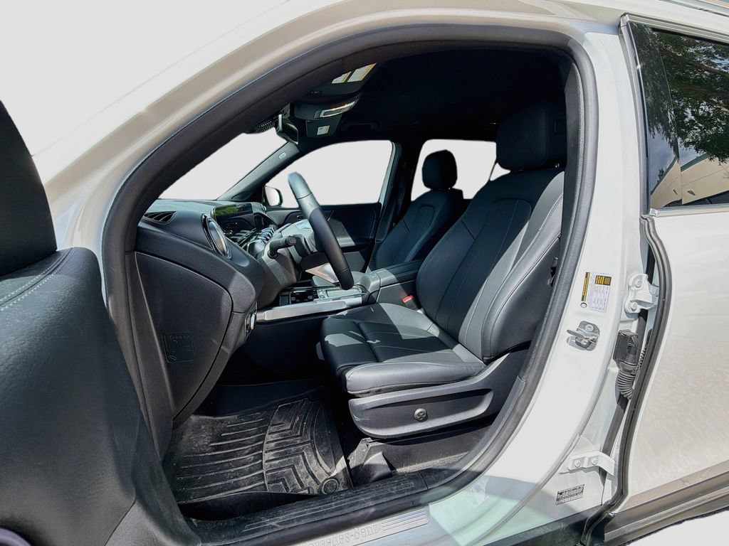 Certified 2024 Mercedes-Benz GLB 250 image 5