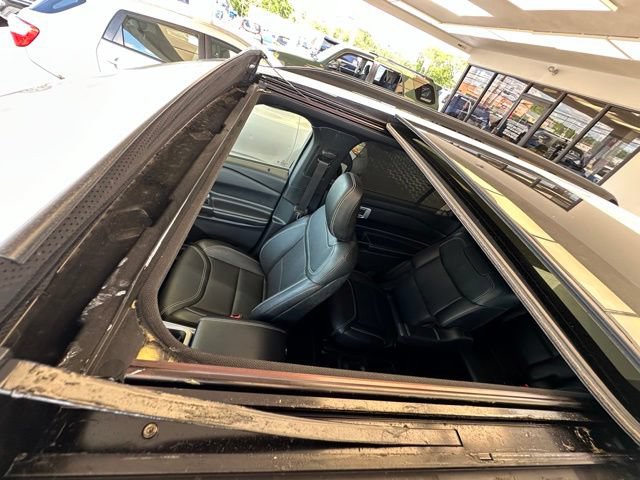 Used 2020 Ford Explorer ST w/ Premium Technology Package AWD/4WD image 7