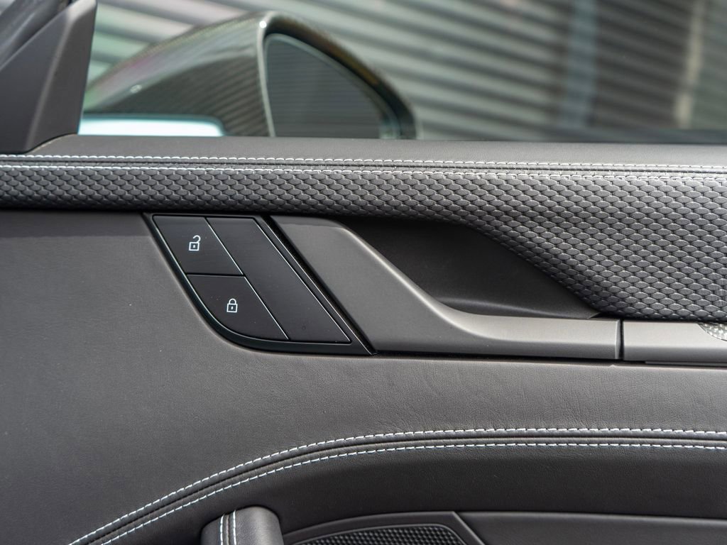 Used 2022 Porsche 911 GT3 image 35