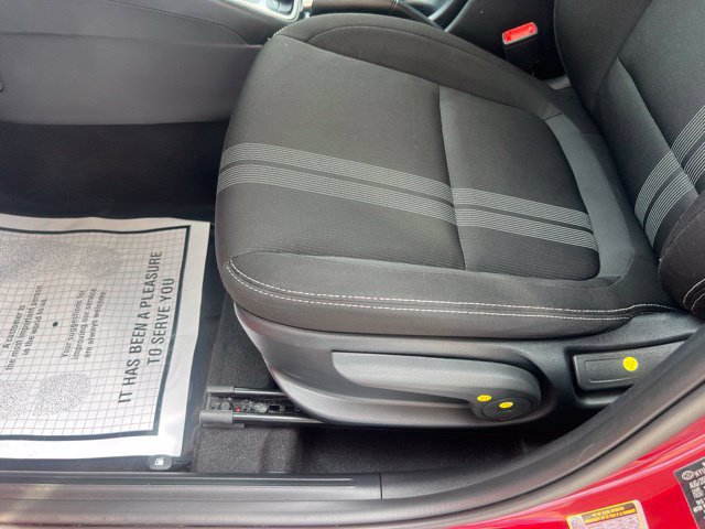 Used 2026 Hyundai Venue SEL FWD image 12