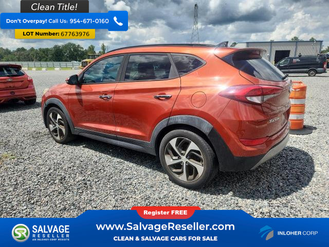 Used 2016 Hyundai Tucson Limited w/ Option Group 03 FWD image 3
