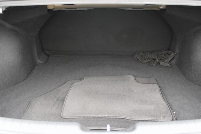 Used 2024 Hyundai Elantra Blue FWD image 33