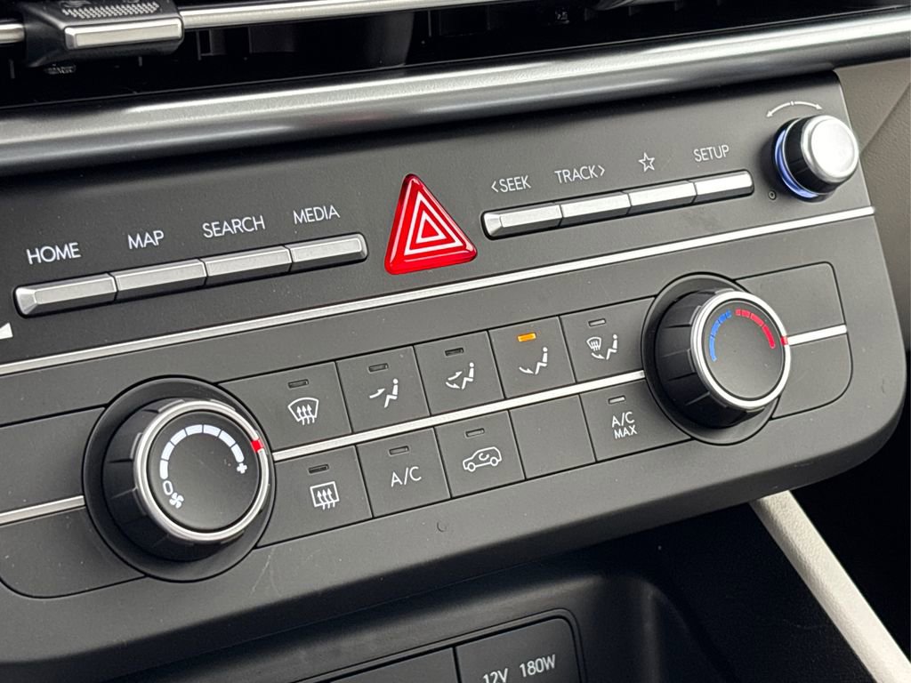 New 2026 Hyundai Tucson SE image 19