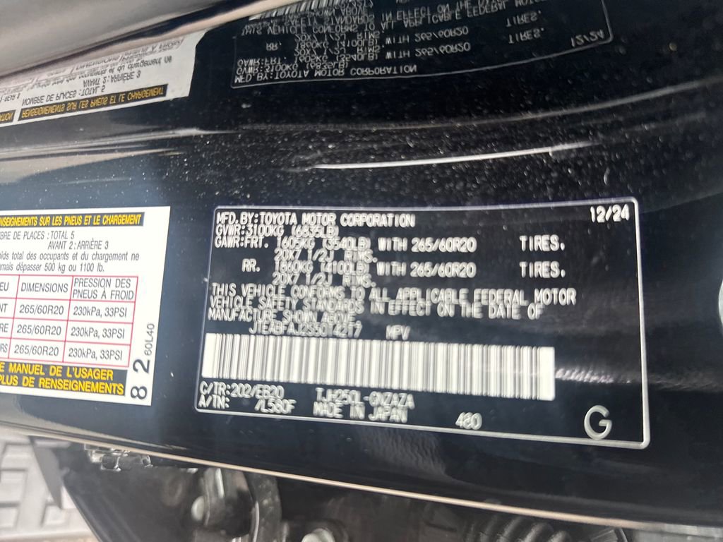 Used 2025 Toyota Land Cruiser AWD/4WD image 32