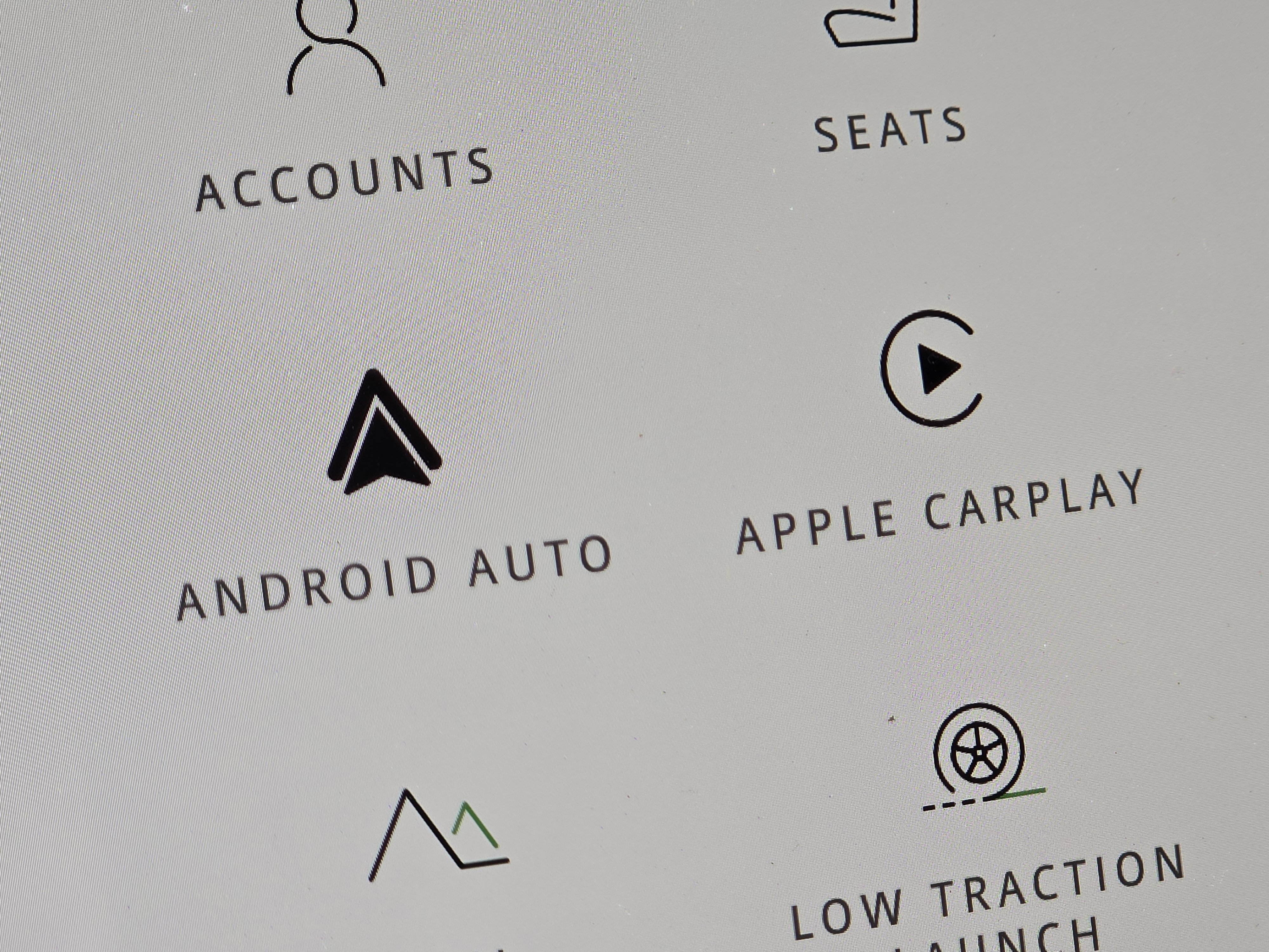 New 2025 Land Rover Discovery Sport S image 6