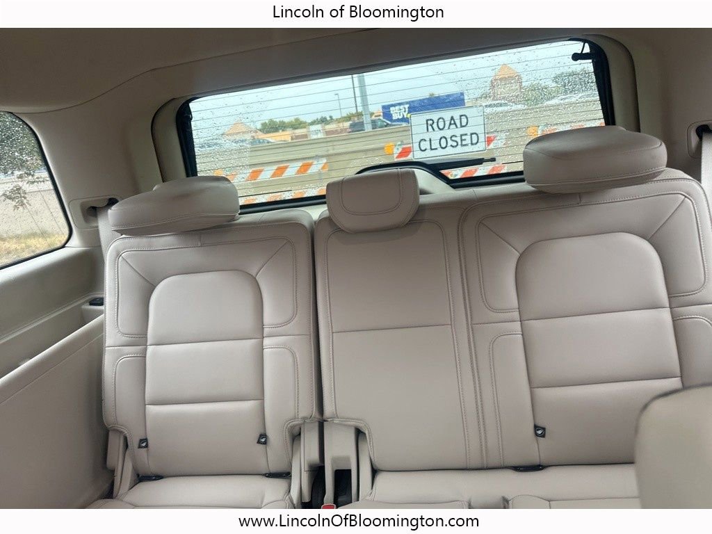 Used 2018 Lincoln Navigator Reserve w/ Technology Package image 19