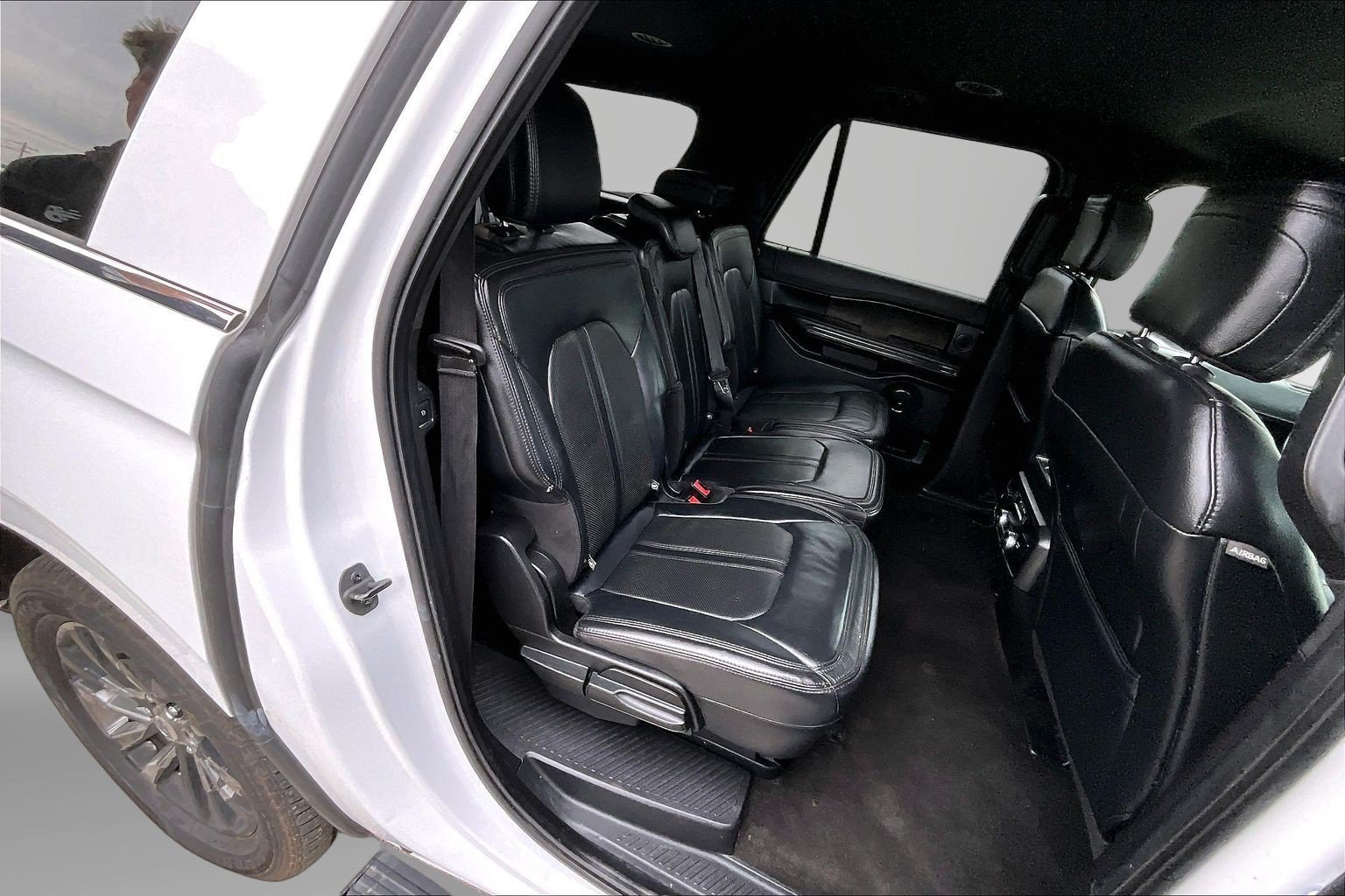 Used 2019 Ford Expedition Max Limited RWD image 17