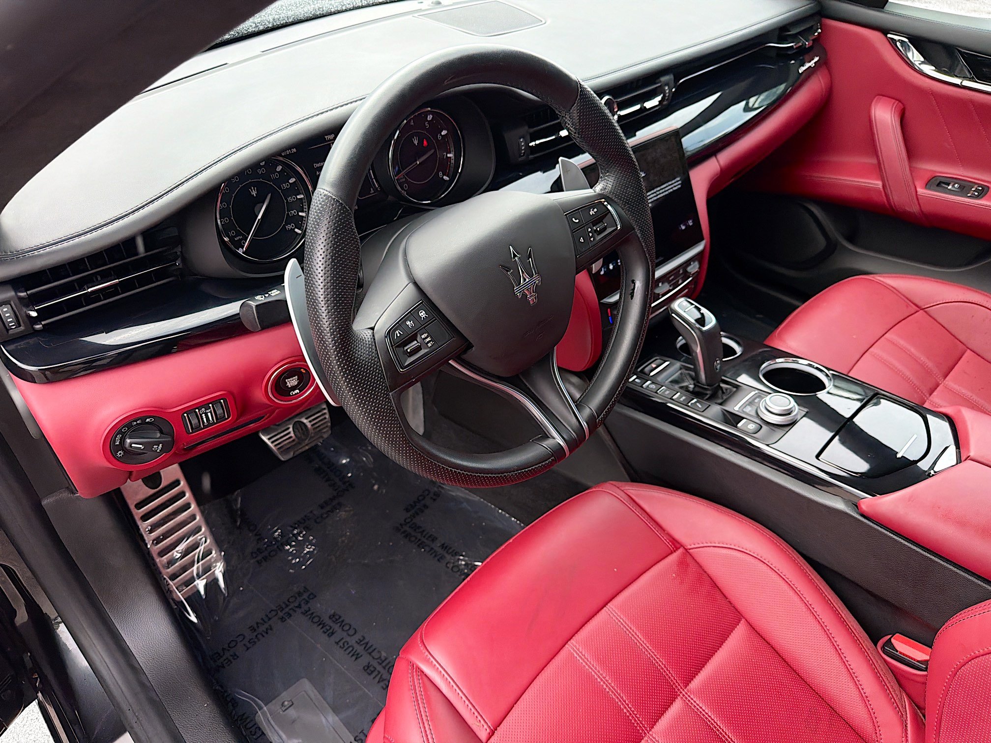 Used 2023 Maserati Quattroporte Modena RWD image 25