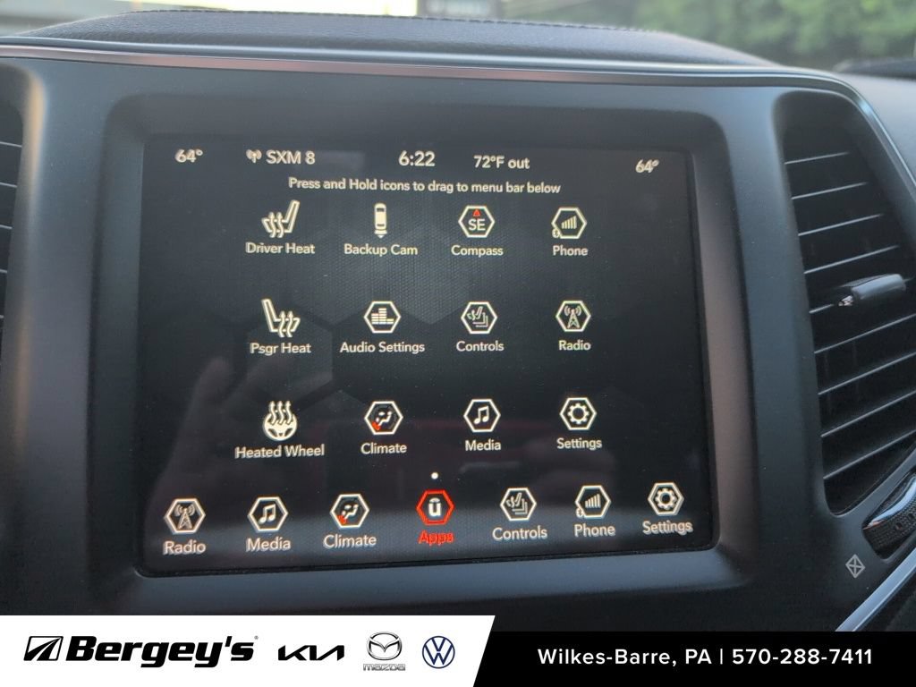 Used 2022 Jeep Cherokee Latitude Lux w/ Sun & Sound Group AWD/4WD image 1