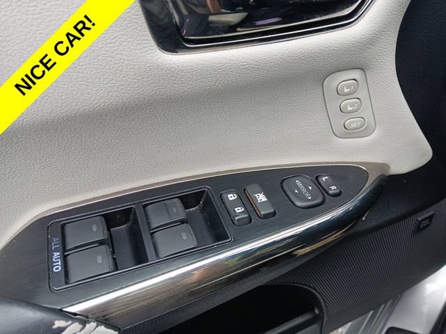 Used 2017 Toyota Avalon Limited w/ Carpet Mat Package FWD image 29
