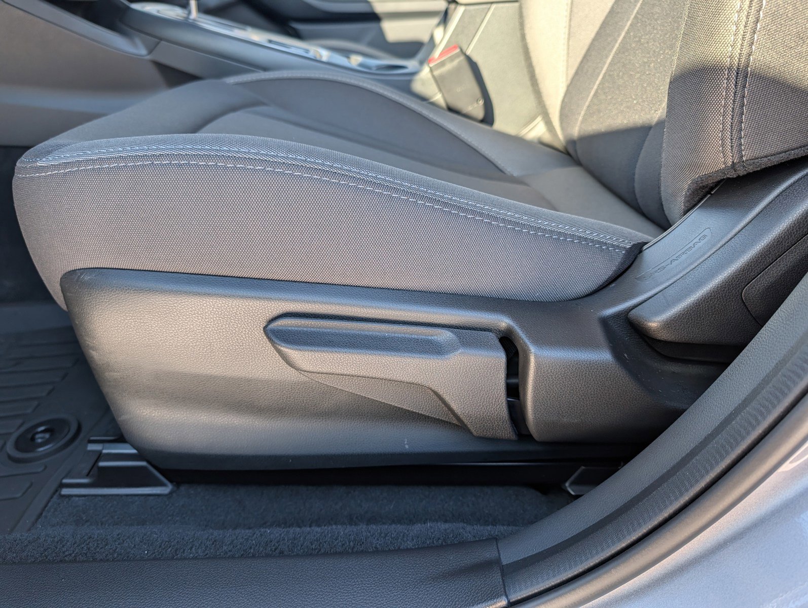 Certified 2025 Subaru Impreza 2.0i image 19