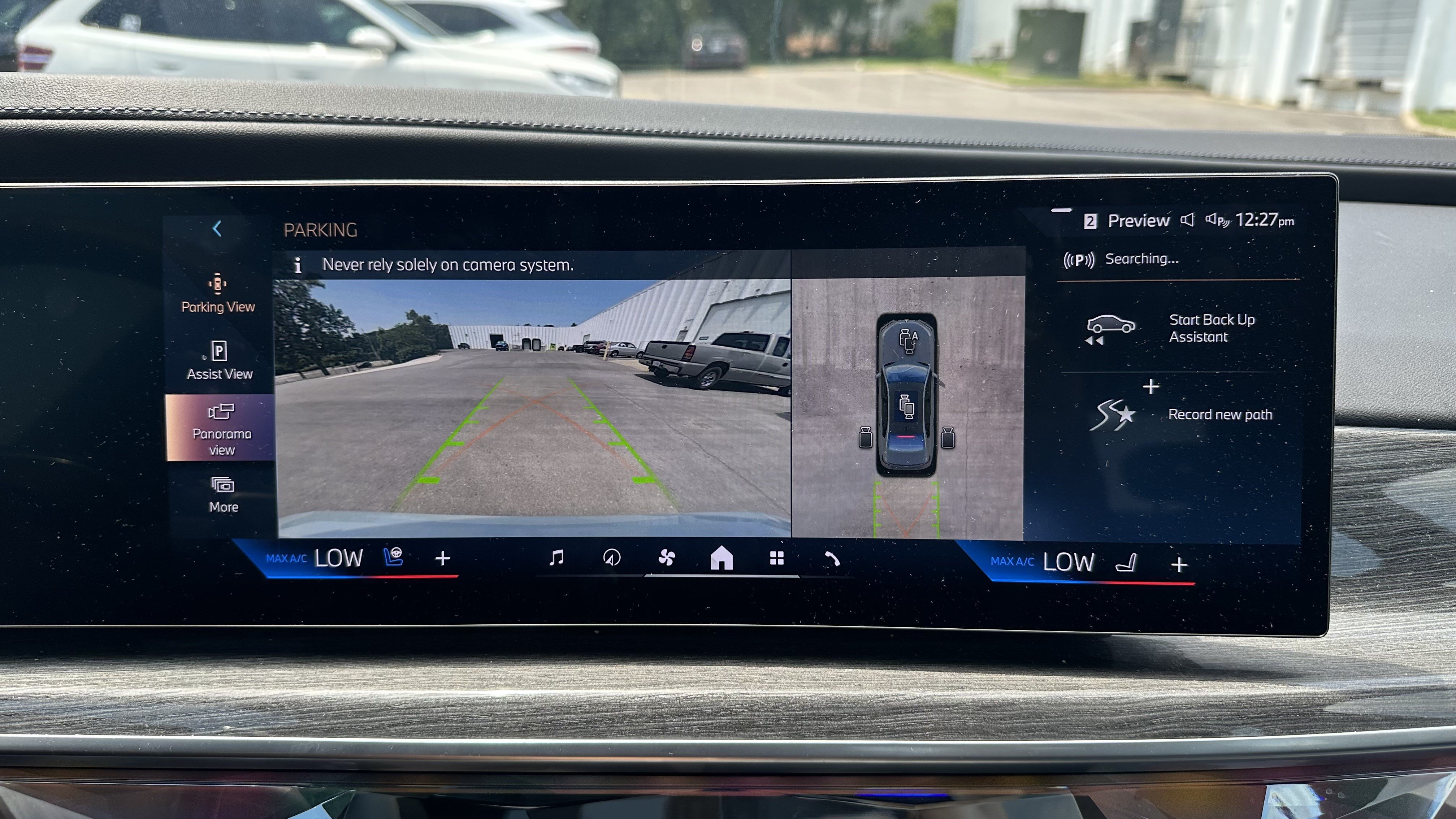 Certified 2024 BMW 760i xDrive AWD/4WD image 26