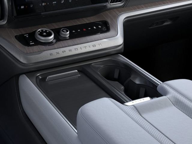 New 2026 Ford Expedition Platinum w/ Platinum Ultimate Package image 16